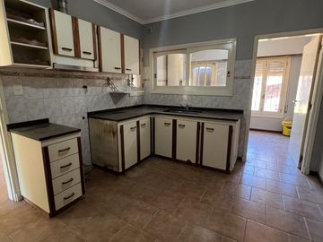Casa de 3 amb. APTO CREDITO HIPOTECARIO a la venta en Cañuelas