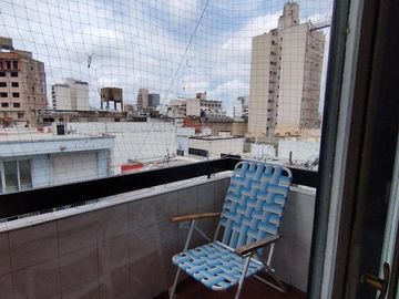 DEPARTAMENTO 3 AMBIENTES CON DEPENDENCIAS EN MORON CENTRO - APTO CREDITO