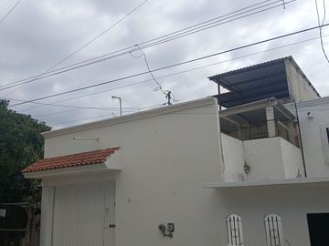 CASA EN COL. POMARROSA