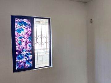 CASA EN COL. POMARROSA