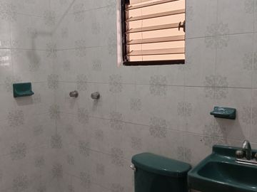CASA EN COL. POMARROSA