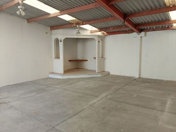 CASA EN COL. POMARROSA