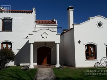 Venta - Casa de 4 dormitorios - Campos del Virrey - Camino a Alta Gracia