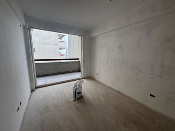 Departamento de 4 ambientes a la venta sobre calle Cullen