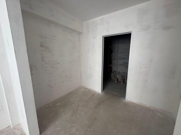Departamento de 4 ambientes a la venta sobre calle Cullen