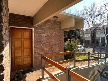 Casa en Banfield Este