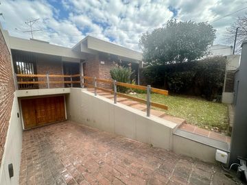 Casa en Banfield Este