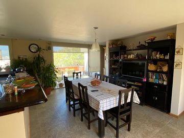 Hermosa Casa en  Km3