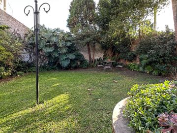 Venta Casa 6 Ambientes Doble Lote 450m2