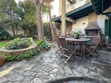 Venta Casa 6 Ambientes Doble Lote 450m2