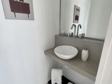 EXCELENTE Loft - Totalmente equipado - Venta Directa!!