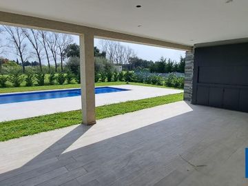 Casa en Haras Santa Maria