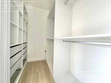 Departamento 2 ambientes en venta, Quilmes Centro - Con cochera y excelentes terminaciones.
