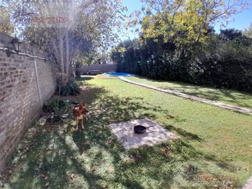Casa en  venta en 3 e/ 47 y 48 Villa elisa, La Plata