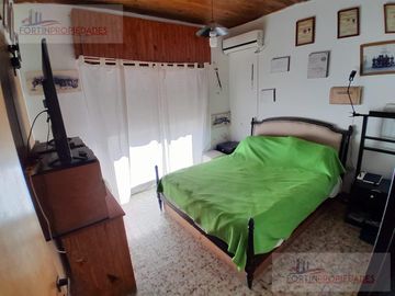 Casa en  venta en 3 e/ 47 y 48 Villa elisa, La Plata