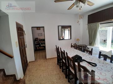 Casa en  venta en 3 e/ 47 y 48 Villa elisa, La Plata