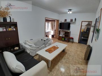 Casa en  venta en 3 e/ 47 y 48 Villa elisa, La Plata