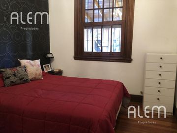 Casa de 3 dormitorios en venta en Lomas de Zamora