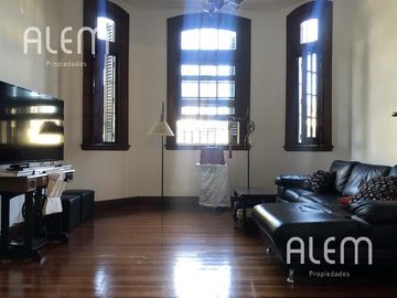 Casa de 3 dormitorios en venta en Lomas de Zamora