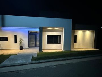 Casa - La Cuesta Residencial - Barrio Cerrado - La Calera Córdoba.