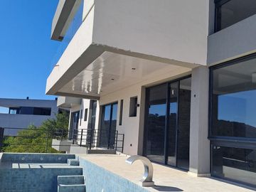 Casa - La Cuesta Residencial - Barrio Cerrado - La Calera Córdoba.