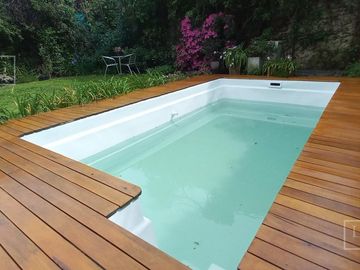 Casa impecable estado de 4 dormitorios y hermoso jardin en Olivos-Vias/Maipu