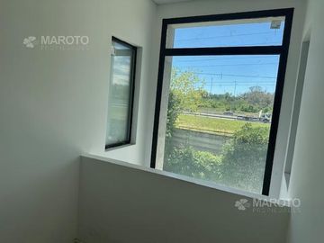 CASA EN VENTA EN COUNYTRY MASCHWITZ CLUB- MAROTO PROPIEDADES