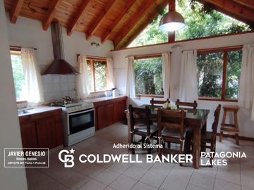 VENTA Casa 3 dormitorios 220M2, Villa la Angostura