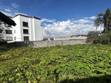 TERRENO EN VENTA URB. SAN FERNANDO