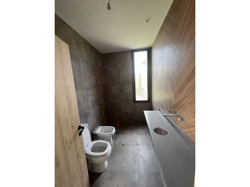 A estrenar en una planta, barrio privado