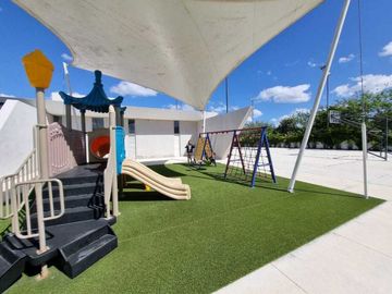 CASA EN VENTA EN MERIDA DE UN PISO, PRIVADA EN KIKTEIL CON CASA CLUB