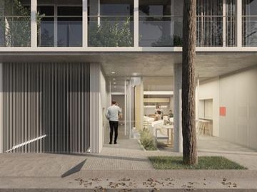 Departamento 4 ambientes con balcón aterrazado! Frente a la plaza!