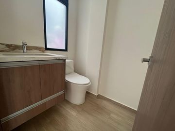 EPECTACULARES CASAS DE VENTA EN TUMBACO RUTA VIVA.