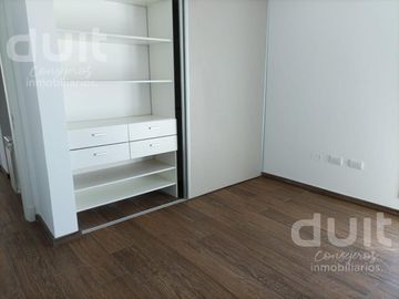 Casa en Venta 3 dormitorios y 3 baños en Housing - La Calandria