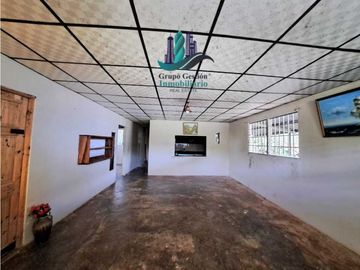 VENDO CASA CON 3000MTS2 HORCONCITOS