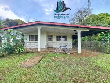 VENDO CASA CON 3000MTS2 HORCONCITOS