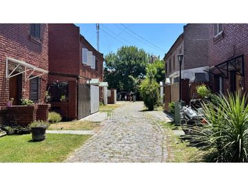Venta duplex 4 Amb moreno centro