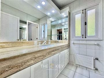 Casa en Venta en Del Pinar - Av. del Parque