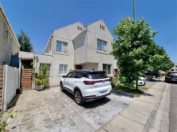 Casa en Venta en Quebrada de Macul 7859, Peñalolen