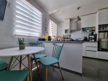 Casa en Venta en Quebrada de Macul 7859, Peñalolen