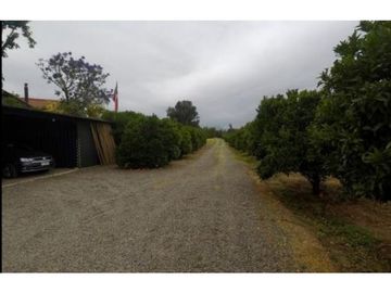 Venta parcela 6,2 hectáreas con 2 casas en Olmué