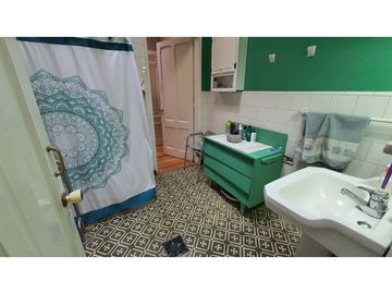 Venta casa 5D 3B con estacionamiento en centro de Los Andes