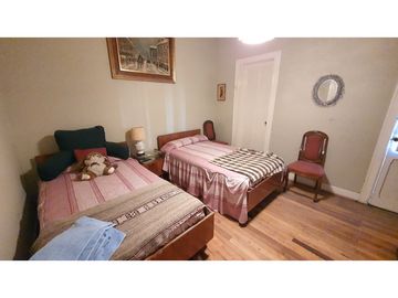 Venta casa 5D 3B con estacionamiento en centro de Los Andes