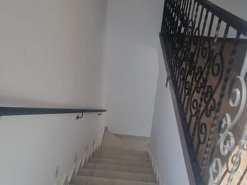 CASA NUEVA EN COTO MONACO CAPITAL SUR