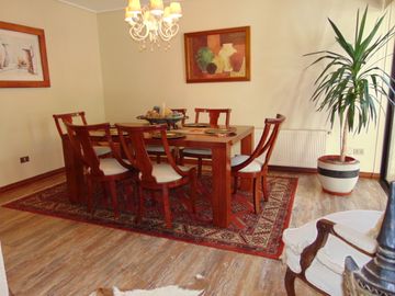 Vendo Casa 322 m2 Construidos, 5 Habitaciones, Jardín del Ma