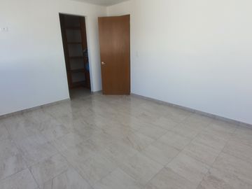 CASA EN VENTA CERCA UDLA, NUEVA EN FRACC, SAN ANDRÉS