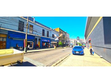6 locales | 1.254 m2 terreno a pasos Av. Argentina, Metro barón