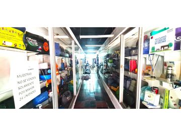 6 locales | 1.254 m2 terreno a pasos Av. Argentina, Metro barón