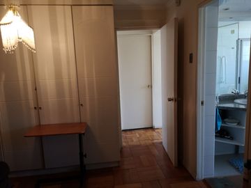 HERMOSA CASA EN ÑUÑOA , EXCELENTE BARRIO