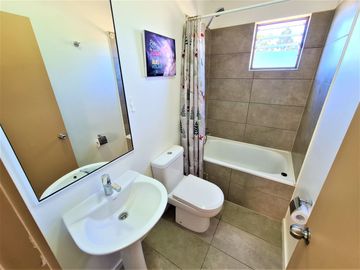 Casa 2019 En Quilpué Con Gran Terreno 240m2 3dorm 2bañ 4 Est